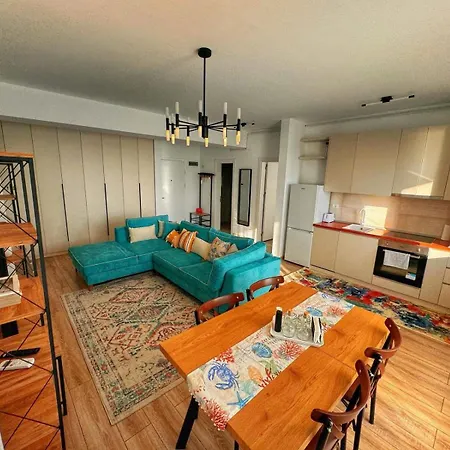 Apartment Solid Cazino Mamaia
