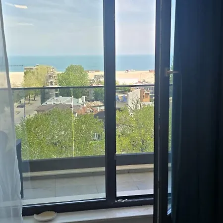Apartment Solid Cazino Mamaia